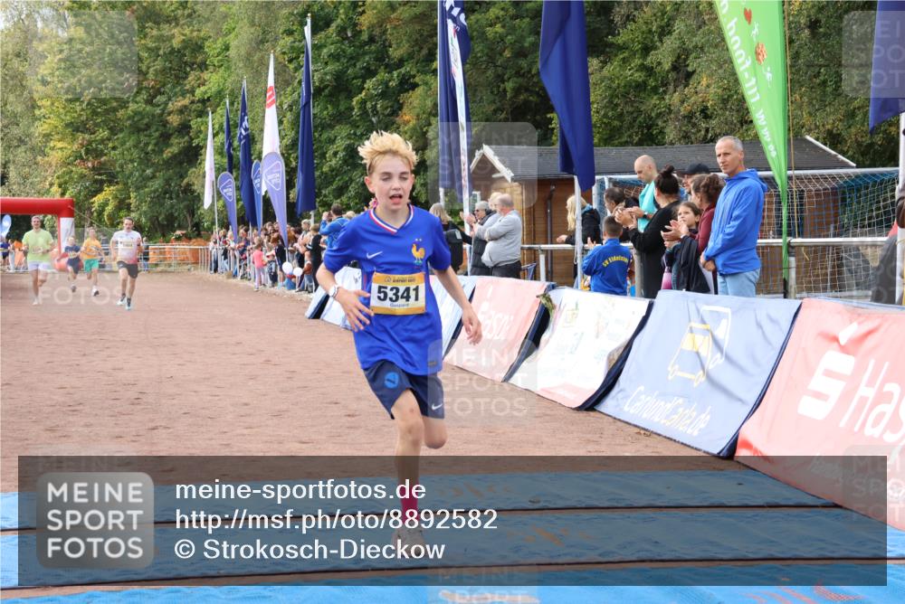 14.09.2025 - Airport Race Strokosch-Dieckow http://msf.ph/oto/8892582 14.09.2025 12:00:44 Ziel 4148, 4149, 5338, 5341, 5404 meine-sportfotos.de