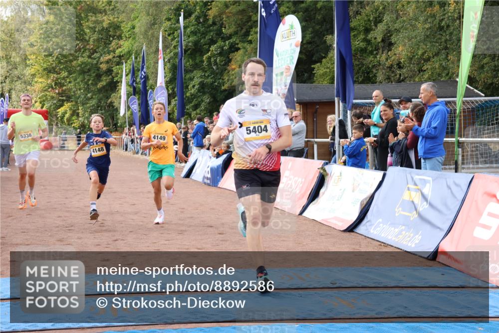 14.09.2025 - Airport Race Strokosch-Dieckow http://msf.ph/oto/8892586 14.09.2025 12:00:49 Ziel 4148, 4149, 5338, 5404 meine-sportfotos.de