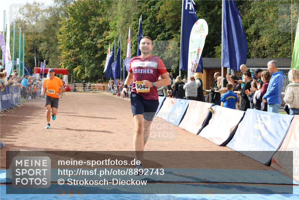 14.09.2025 - Airport Race Strokosch-Dieckow http://msf.ph/oto/8892743 14.09.2025 12:02:02 Ziel 5044, 5243 meine-sportfotos.de