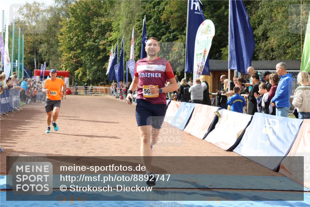 14.09.2025 - Airport Race Strokosch-Dieckow http://msf.ph/oto/8892747 14.09.2025 12:02:02 Ziel 5044, 5243 meine-sportfotos.de