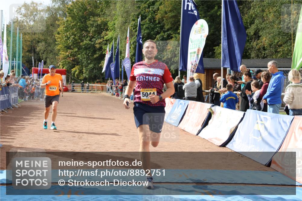 14.09.2025 - Airport Race Strokosch-Dieckow http://msf.ph/oto/8892751 14.09.2025 12:02:02 Ziel 5044, 5243 meine-sportfotos.de