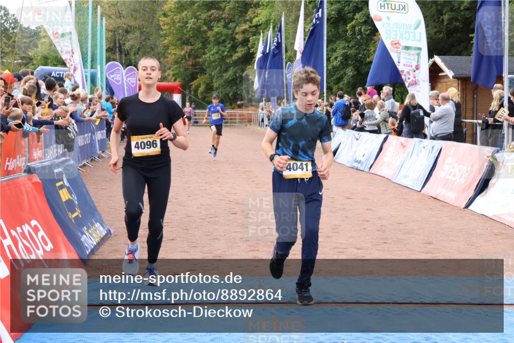 14.09.2025 - Airport Race Strokosch-Dieckow http://msf.ph/oto/8892864 14.09.2025 12:02:41 Ziel 4041, 4096, 5102, 5114, 5523 meine-sportfotos.de