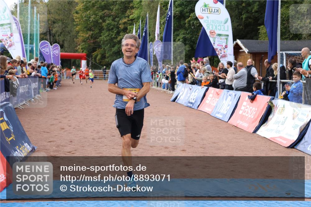 14.09.2025 - Airport Race Strokosch-Dieckow http://msf.ph/oto/8893071 14.09.2025 12:03:56 Ziel 616, 5023, 5067 meine-sportfotos.de
