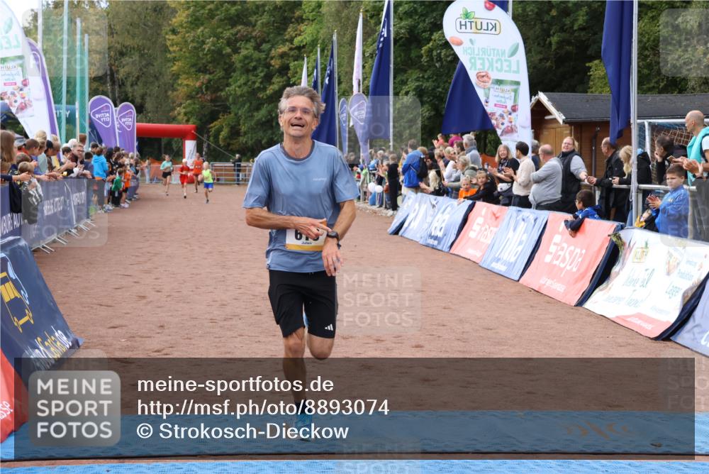 14.09.2025 - Airport Race Strokosch-Dieckow http://msf.ph/oto/8893074 14.09.2025 12:03:56 Ziel 616, 5023, 5067 meine-sportfotos.de