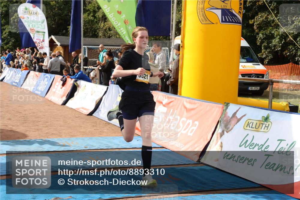 14.09.2025 - Airport Race Strokosch-Dieckow http://msf.ph/oto/8893310 14.09.2025 12:04:52 Ziel 4264, 5140, 5310, 5339, 5480, 5521 meine-sportfotos.de