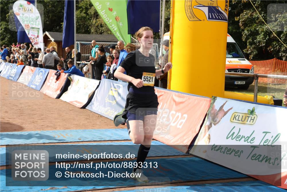 14.09.2025 - Airport Race Strokosch-Dieckow http://msf.ph/oto/8893313 14.09.2025 12:04:52 Ziel 4264, 5140, 5310, 5339, 5480, 5521 meine-sportfotos.de