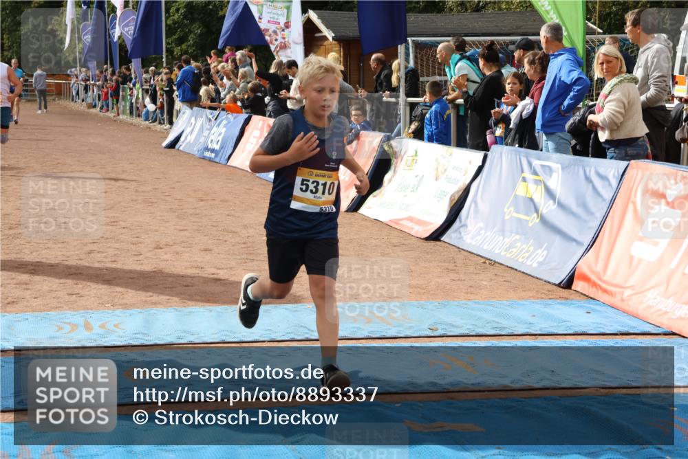 14.09.2025 - Airport Race Strokosch-Dieckow http://msf.ph/oto/8893337 14.09.2025 12:04:56 Ziel 4264, 5140, 5310, 5339, 5521 meine-sportfotos.de