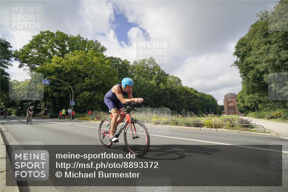14.09.2025 - Stadtparktriathlon Michael Burmester http://msf.ph/oto/8893372 14.09.2025 11:48:18 Radfahren 968, 1006, 1035, 1041, 1053, 1088, 1089 meine-sportfotos.de