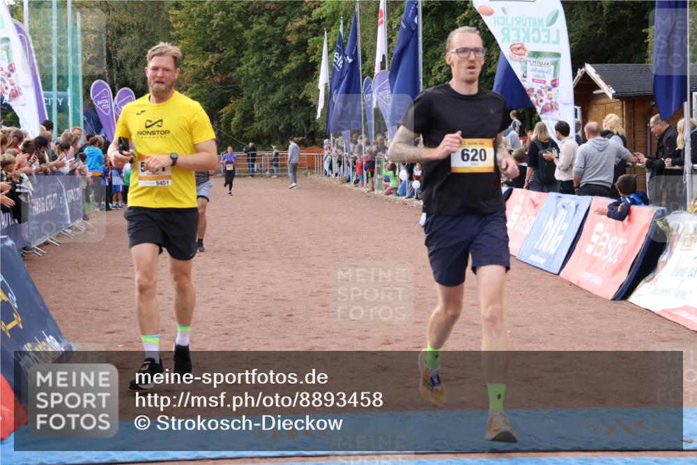 14.09.2025 - Airport Race Strokosch-Dieckow http://msf.ph/oto/8893458 14.09.2025 12:05:22 Ziel 620, 5028, 5289, 5451, 5515 meine-sportfotos.de