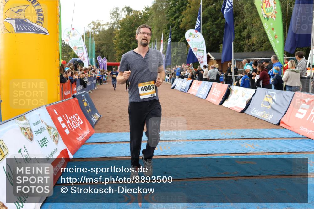 14.09.2025 - Airport Race Strokosch-Dieckow http://msf.ph/oto/8893509 14.09.2025 12:05:35 Ziel 4077, 4081, 4093, 4122, 5014, 5048, 5206, 5369, 5513 meine-sportfotos.de