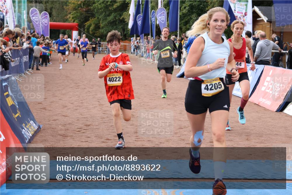 14.09.2025 - Airport Race Strokosch-Dieckow http://msf.ph/oto/8893622 14.09.2025 12:07:08 Ziel 340, 844, 4022, 4205, 4232, 4234, 5457 meine-sportfotos.de