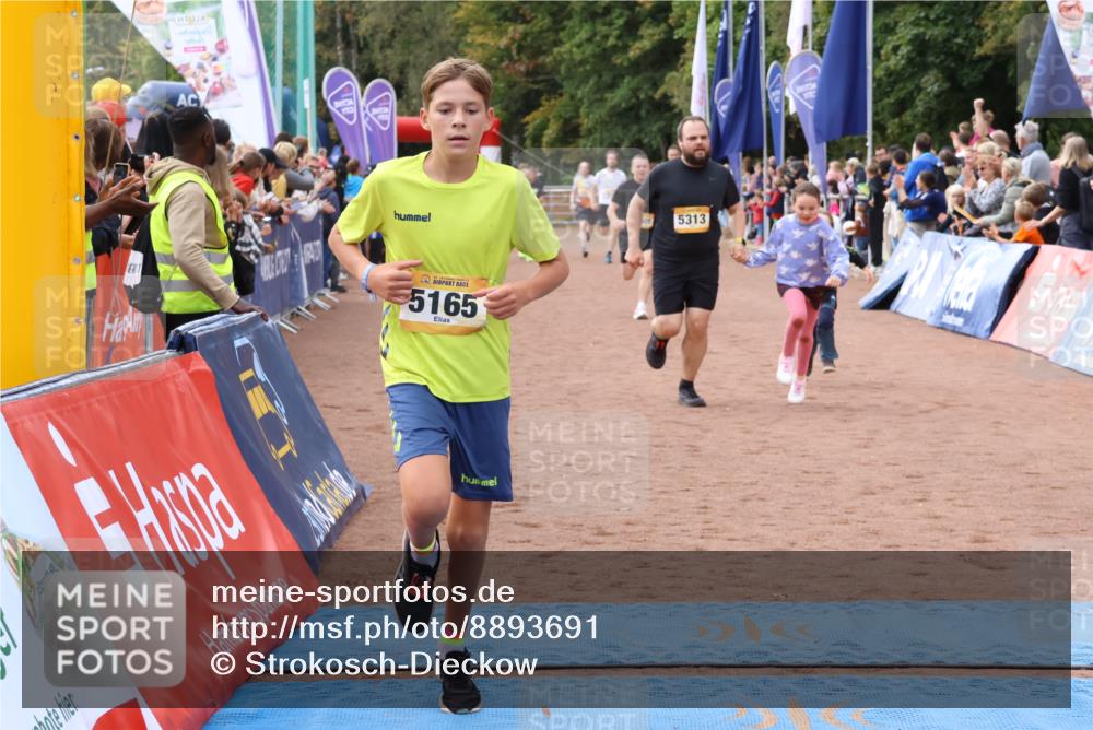 14.09.2025 - Airport Race Strokosch-Dieckow http://msf.ph/oto/8893691 14.09.2025 12:08:00 Ziel 326, 1282, 2176, 4089, 5062, 5165, 5305, 5313, 5348, 5505 meine-sportfotos.de