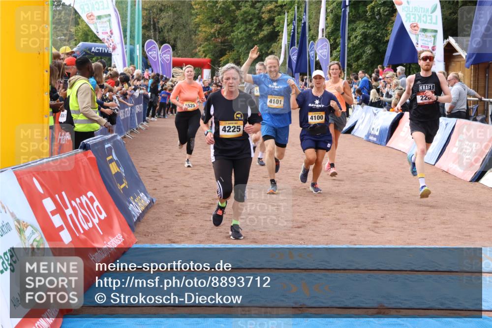 14.09.2025 - Airport Race Strokosch-Dieckow http://msf.ph/oto/8893712 14.09.2025 12:08:16 Ziel 220, 699, 4100, 4101, 4225, 5241, 5251, 5269, 5297, 5470, 5525 meine-sportfotos.de