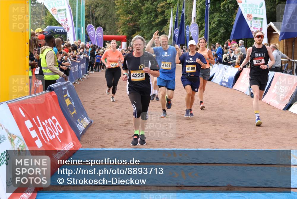 14.09.2025 - Airport Race Strokosch-Dieckow http://msf.ph/oto/8893713 14.09.2025 12:08:16 Ziel 220, 699, 4100, 4101, 4225, 5241, 5251, 5269, 5297, 5470, 5525 meine-sportfotos.de