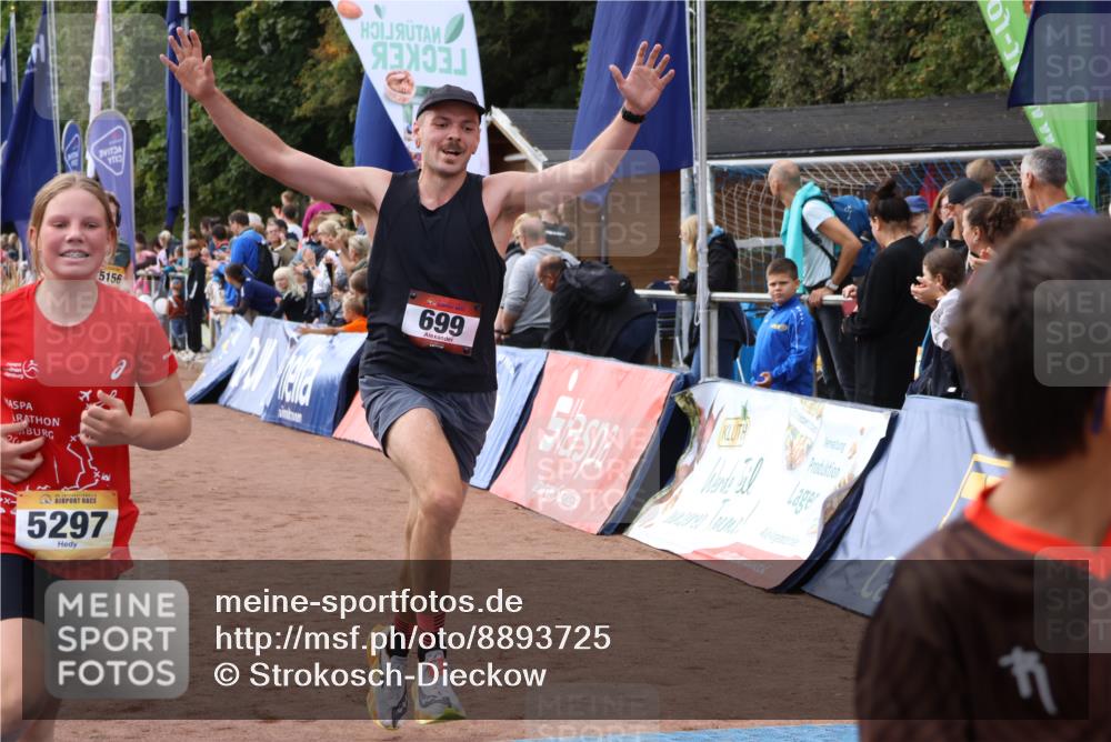 14.09.2025 - Airport Race Strokosch-Dieckow http://msf.ph/oto/8893725 14.09.2025 12:08:25 Ziel 30, 136, 657, 699, 873, 2078, 4109, 5156, 5251, 5269, 5297, 5472, 5504 meine-sportfotos.de