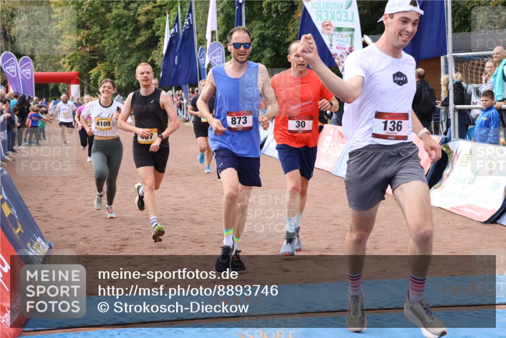 14.09.2025 - Airport Race Strokosch-Dieckow http://msf.ph/oto/8893746 14.09.2025 12:08:29 Ziel 30, 136, 657, 699, 873, 2078, 4109, 5156, 5297, 5437, 5472, 5504 meine-sportfotos.de