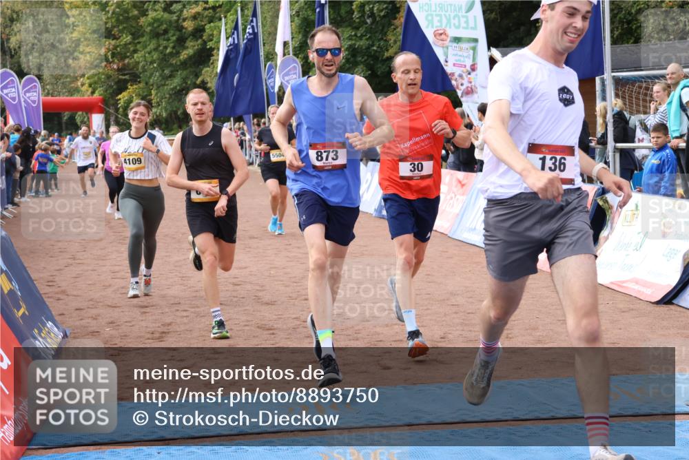 14.09.2025 - Airport Race Strokosch-Dieckow http://msf.ph/oto/8893750 14.09.2025 12:08:29 Ziel 30, 136, 657, 699, 873, 2078, 4109, 5156, 5297, 5437, 5472, 5504 meine-sportfotos.de