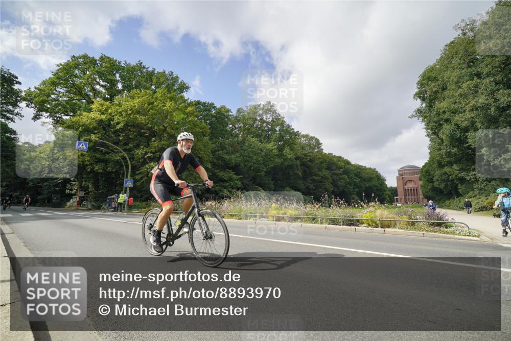 14.09.2025 - Stadtparktriathlon Michael Burmester http://msf.ph/oto/8893970 14.09.2025 12:02:11 Radfahren 1008, 1025, 1094, 1096, 1120, 1141, 1148, 1164, 1174, 1186 meine-sportfotos.de
