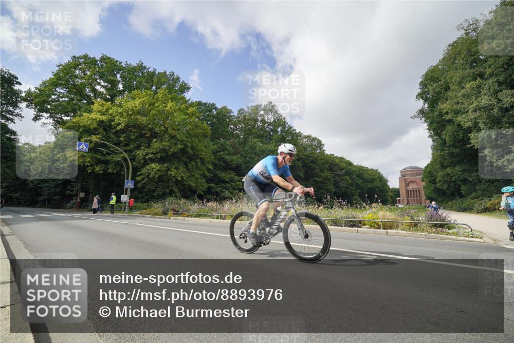 14.09.2025 - Stadtparktriathlon Michael Burmester http://msf.ph/oto/8893976 14.09.2025 12:02:19 Radfahren 1008, 1141, 1164, 1174, 1186, 1194 meine-sportfotos.de