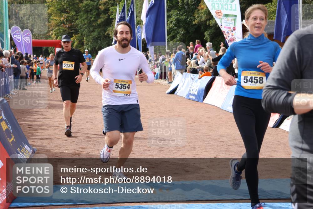 14.09.2025 - Airport Race Strokosch-Dieckow http://msf.ph/oto/8894018 14.09.2025 12:09:41 Ziel 397, 426, 454, 5123, 5135, 5337, 5354, 5458, 5503 meine-sportfotos.de