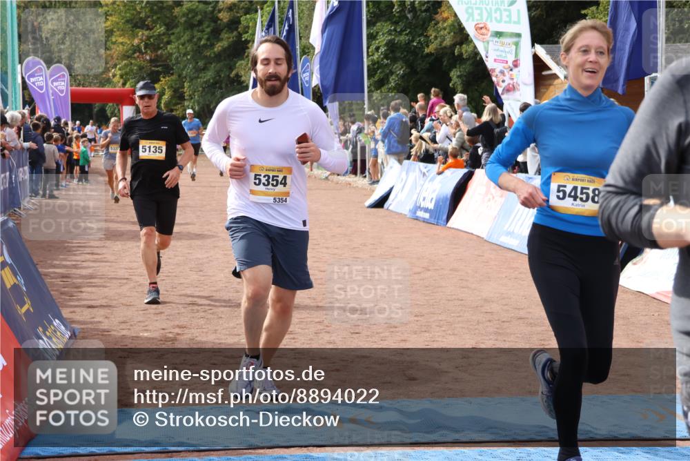 14.09.2025 - Airport Race Strokosch-Dieckow http://msf.ph/oto/8894022 14.09.2025 12:09:41 Ziel 397, 426, 454, 5123, 5135, 5337, 5354, 5458, 5503 meine-sportfotos.de