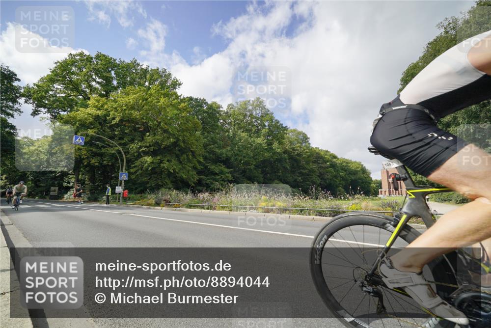 14.09.2025 - Stadtparktriathlon Michael Burmester http://msf.ph/oto/8894044 14.09.2025 12:04:51 Radfahren 1043, 1075, 1080, 1103, 1109, 1147 meine-sportfotos.de