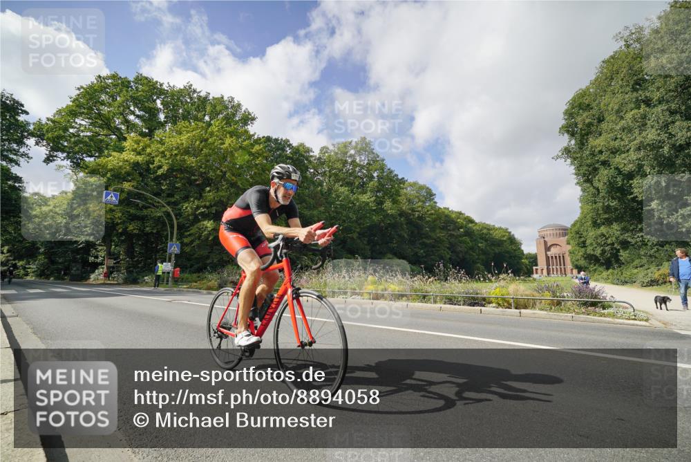 14.09.2025 - Stadtparktriathlon Michael Burmester http://msf.ph/oto/8894058 14.09.2025 12:05:23 Radfahren 1061, 1083, 1112, 1143, 1155, 1160 meine-sportfotos.de