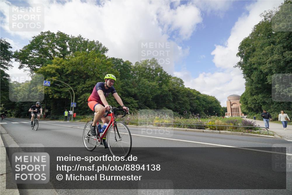 14.09.2025 - Stadtparktriathlon Michael Burmester http://msf.ph/oto/8894138 14.09.2025 12:08:38 Radfahren 1019, 1039, 1058, 1060, 1064, 1086, 1162, 1174, 1185, 1186 meine-sportfotos.de