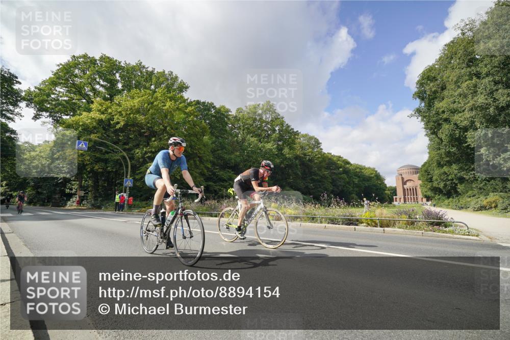 14.09.2025 - Stadtparktriathlon Michael Burmester http://msf.ph/oto/8894154 14.09.2025 12:09:39 Radfahren 1025, 1096, 1119, 1120, 1148, 1167 meine-sportfotos.de
