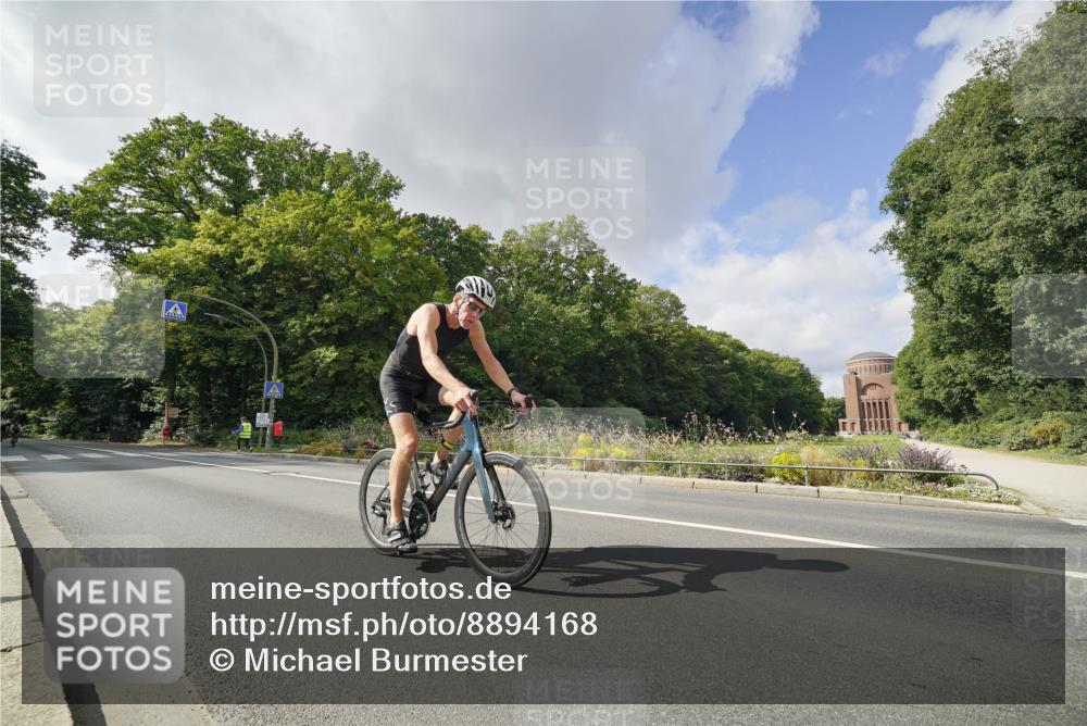 14.09.2025 - Stadtparktriathlon Michael Burmester http://msf.ph/oto/8894168 14.09.2025 12:10:07 Radfahren 1049, 1073, 1141, 1163, 1172, 1173 meine-sportfotos.de