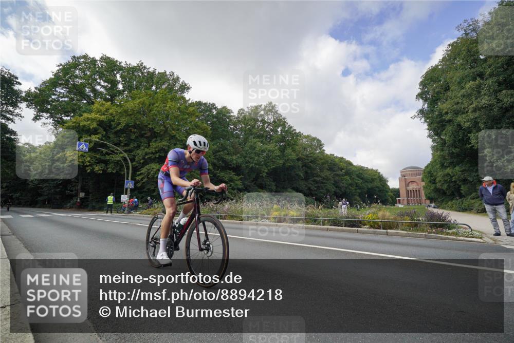 14.09.2025 - Stadtparktriathlon Michael Burmester http://msf.ph/oto/8894218 14.09.2025 12:12:25 Radfahren 1050, 1075, 1123, 1143, 1160, 1204 meine-sportfotos.de