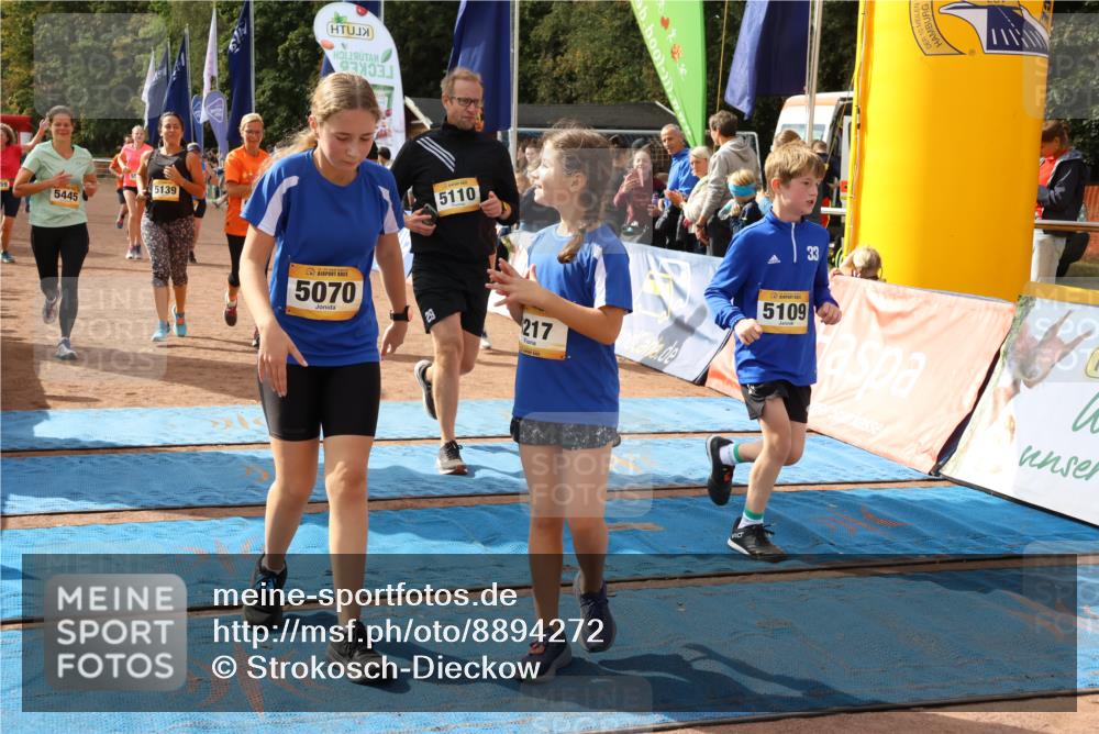 14.09.2025 - Airport Race Strokosch-Dieckow http://msf.ph/oto/8894272 14.09.2025 12:10:24 Ziel 521, 711, 1449, 4193, 5059, 5070, 5109, 5110, 5139, 5228, 5280, 5287, 5355, 5366, 5397, 5445, 5487, 5534 meine-sportfotos.de