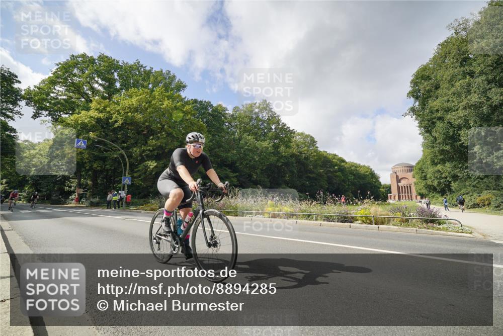 14.09.2025 - Stadtparktriathlon Michael Burmester http://msf.ph/oto/8894285 14.09.2025 12:16:21 Radfahren 1098, 1152, 1208, 1231, 1287, 1301 meine-sportfotos.de