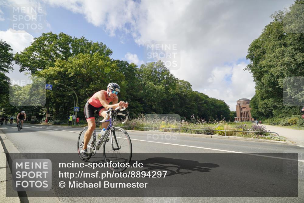 14.09.2025 - Stadtparktriathlon Michael Burmester http://msf.ph/oto/8894297 14.09.2025 12:16:52 Radfahren 1129, 1172, 1203, 1210, 1211, 1281 meine-sportfotos.de