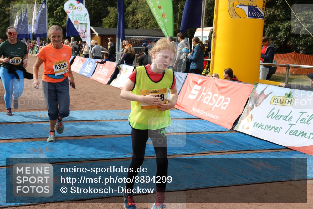 14.09.2025 - Airport Race Strokosch-Dieckow http://msf.ph/oto/8894299 14.09.2025 12:10:33 Ziel 1095, 4043, 4176, 5050, 5059, 5228, 5280, 5287, 5355 meine-sportfotos.de
