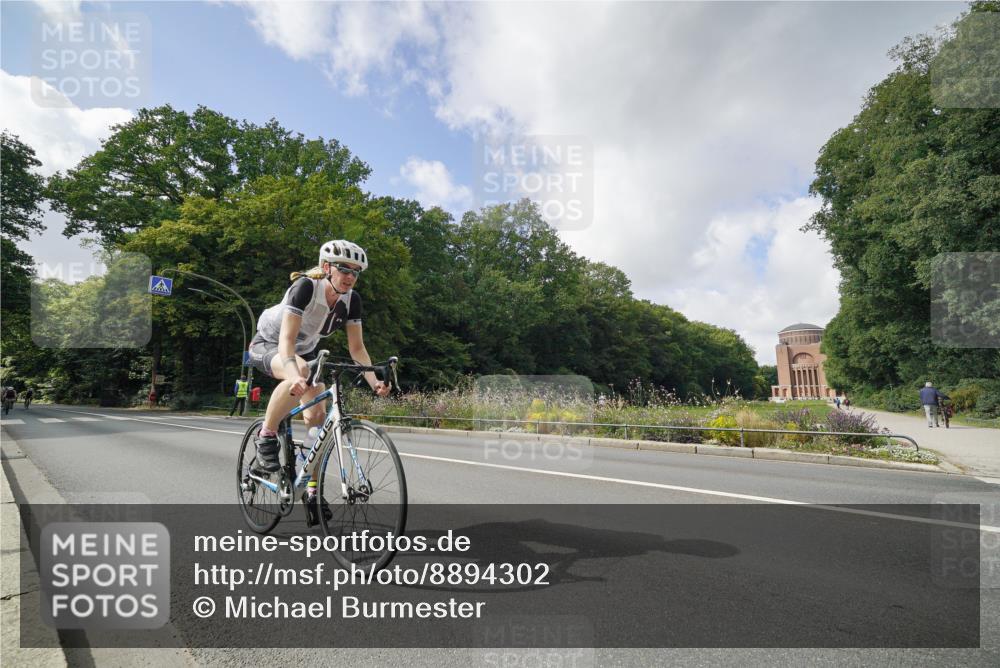 14.09.2025 - Stadtparktriathlon Michael Burmester http://msf.ph/oto/8894302 14.09.2025 12:17:07 Radfahren 1158, 1173, 1239, 1249, 1306 meine-sportfotos.de