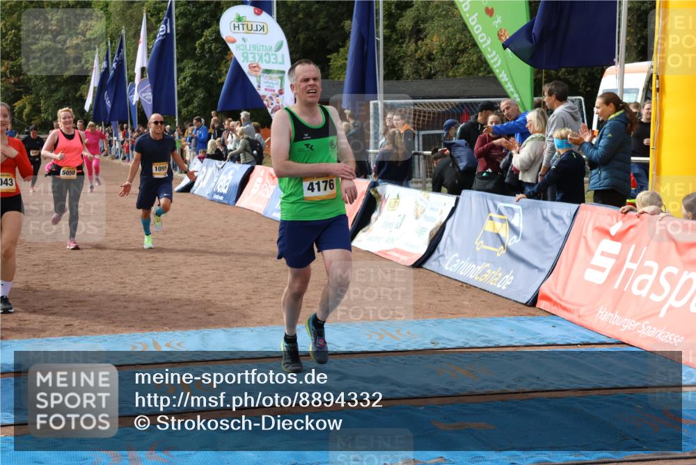 14.09.2025 - Airport Race Strokosch-Dieckow http://msf.ph/oto/8894332 14.09.2025 12:10:39 Ziel 57, 875, 1095, 1450, 4002, 4043, 4176, 5050, 5316 meine-sportfotos.de