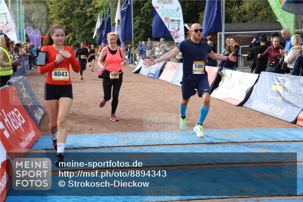 14.09.2025 - Airport Race Strokosch-Dieckow http://msf.ph/oto/8894343 14.09.2025 12:10:40 Ziel 57, 875, 1095, 1450, 4002, 4043, 4176, 5050, 5316 meine-sportfotos.de