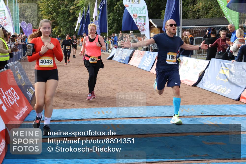 14.09.2025 - Airport Race Strokosch-Dieckow http://msf.ph/oto/8894351 14.09.2025 12:10:40 Ziel 57, 875, 1095, 1450, 4002, 4043, 4176, 5050, 5316 meine-sportfotos.de