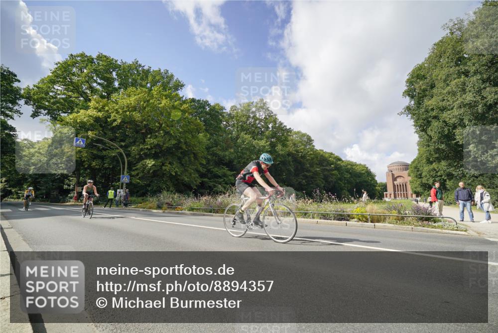 14.09.2025 - Stadtparktriathlon Michael Burmester http://msf.ph/oto/8894357 14.09.2025 12:19:29 Radfahren 1143, 1160, 1169, 1189, 1217, 1250 meine-sportfotos.de
