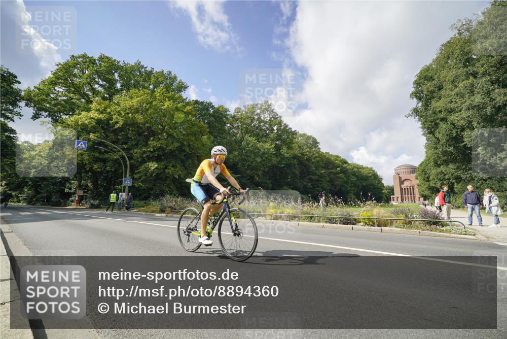 14.09.2025 - Stadtparktriathlon Michael Burmester http://msf.ph/oto/8894360 14.09.2025 12:19:31 Radfahren 1143, 1160, 1169, 1189, 1217, 1250 meine-sportfotos.de