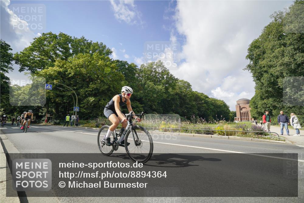 14.09.2025 - Stadtparktriathlon Michael Burmester http://msf.ph/oto/8894364 14.09.2025 12:19:43 Radfahren 1146, 1157, 1223, 1242, 1252, 1286, 1296 meine-sportfotos.de