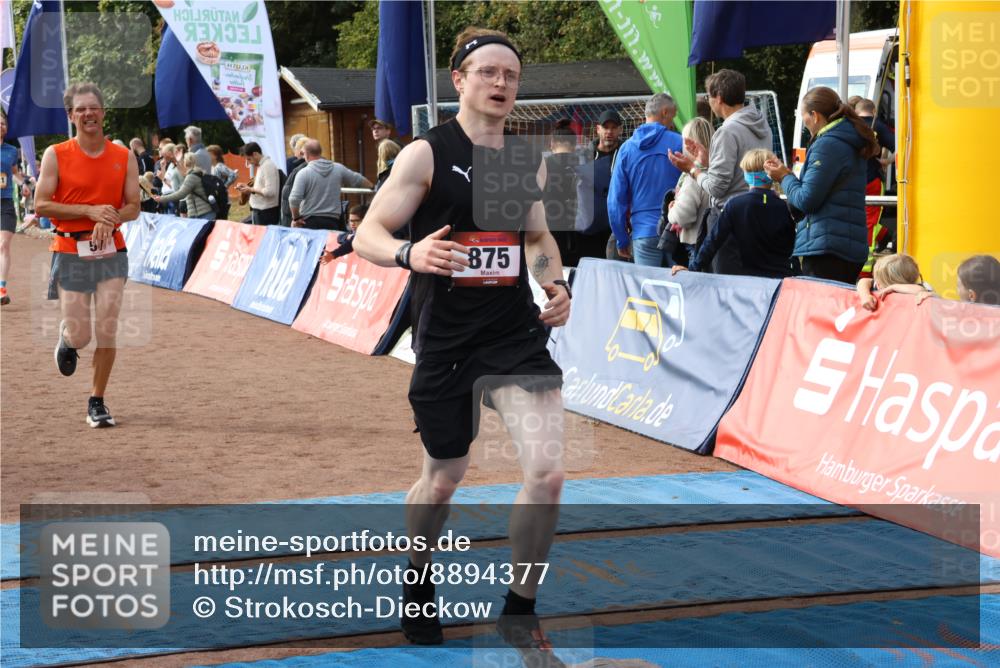 14.09.2025 - Airport Race Strokosch-Dieckow http://msf.ph/oto/8894377 14.09.2025 12:10:46 Ziel 57, 875, 1450, 4002, 4221, 5316 meine-sportfotos.de