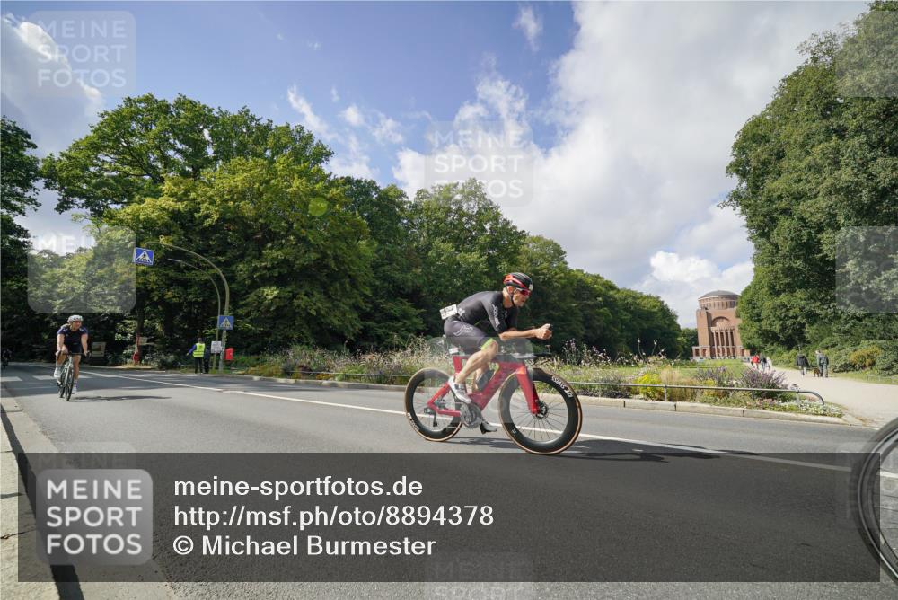 14.09.2025 - Stadtparktriathlon Michael Burmester http://msf.ph/oto/8894378 14.09.2025 12:20:37 Radfahren 1137, 1142, 1171, 1188, 1244 meine-sportfotos.de