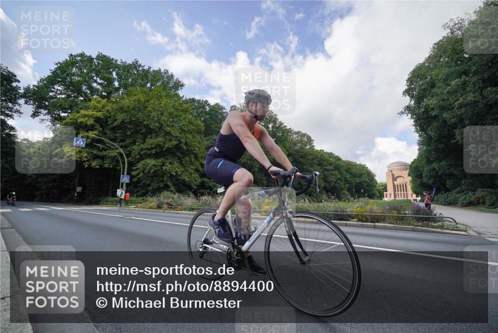 14.09.2025 - Stadtparktriathlon Michael Burmester http://msf.ph/oto/8894400 14.09.2025 12:21:21 Radfahren 1094, 1151, 1183, 1197, 1213, 1258, 1293, 1312, 1315 meine-sportfotos.de