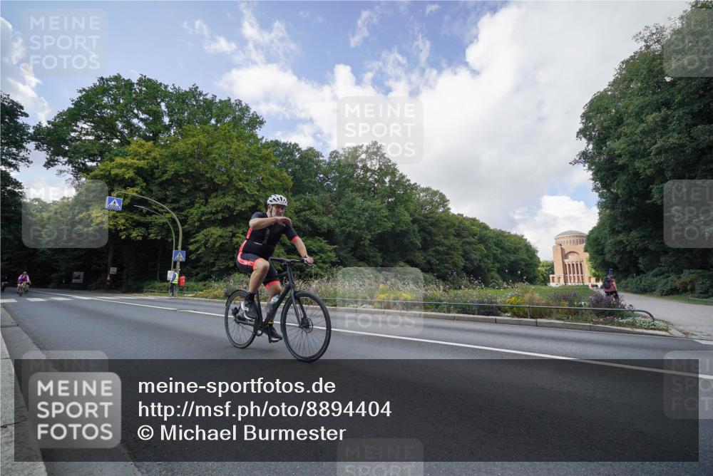 14.09.2025 - Stadtparktriathlon Michael Burmester http://msf.ph/oto/8894404 14.09.2025 12:21:29 Radfahren 1094, 1134, 1183, 1248, 1293, 1299 meine-sportfotos.de