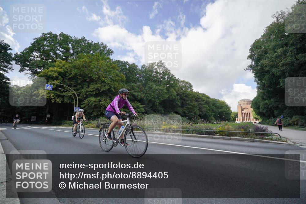 14.09.2025 - Stadtparktriathlon Michael Burmester http://msf.ph/oto/8894405 14.09.2025 12:21:32 Radfahren 1094, 1134, 1174, 1183, 1209, 1248, 1257, 1299 meine-sportfotos.de