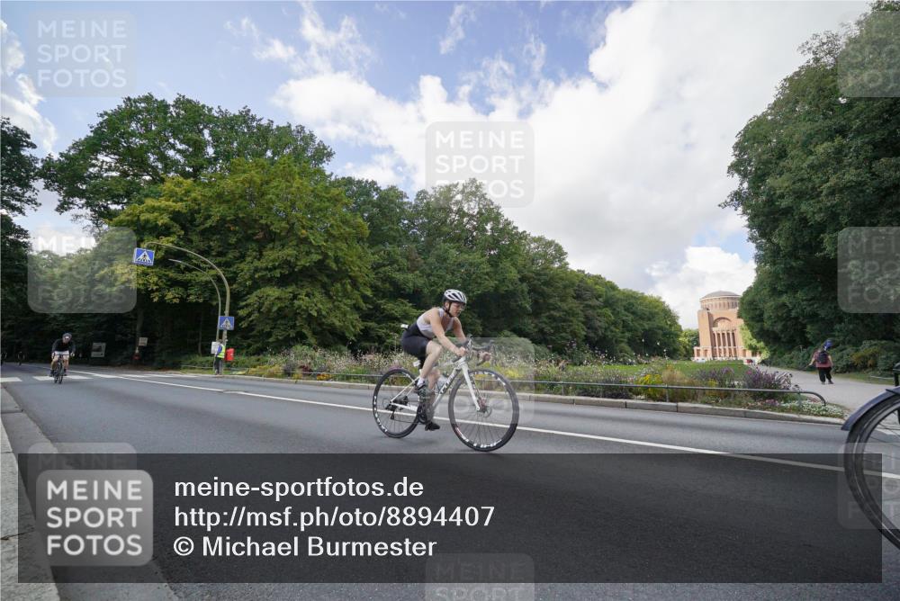 14.09.2025 - Stadtparktriathlon Michael Burmester http://msf.ph/oto/8894407 14.09.2025 12:21:33 Radfahren 1094, 1134, 1159, 1174, 1209, 1248, 1257, 1299 meine-sportfotos.de
