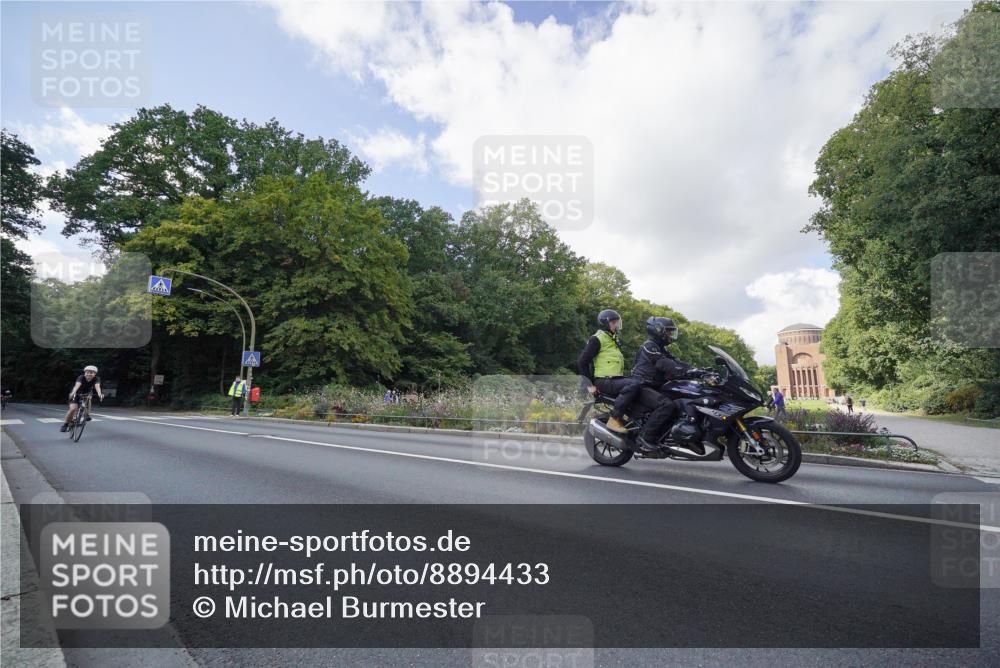 14.09.2025 - Stadtparktriathlon Michael Burmester http://msf.ph/oto/8894433 14.09.2025 12:22:24 Radfahren 1199, 1214, 1251, 1278, 1292 meine-sportfotos.de