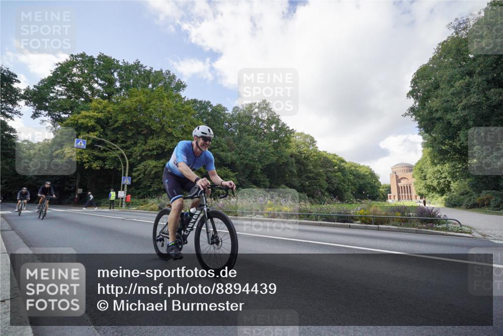 14.09.2025 - Stadtparktriathlon Michael Burmester http://msf.ph/oto/8894439 14.09.2025 12:22:35 Radfahren 1164, 1199, 1222, 1232, 1278, 1290, 1298 meine-sportfotos.de